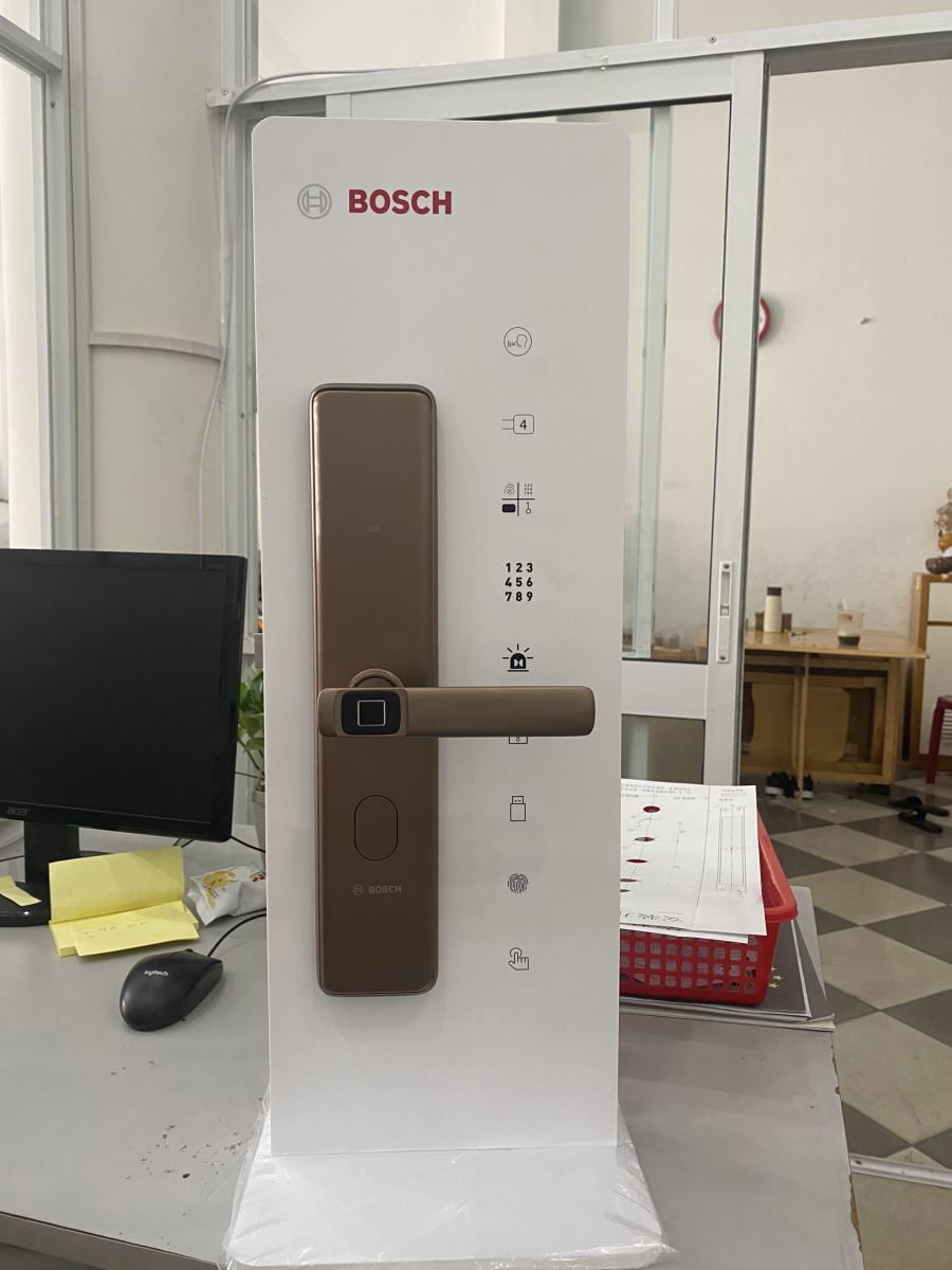 Khóa điện tử Bosch ID 30BK 